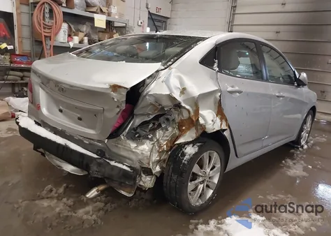 2013 Hyundai Accent Gls z USA, uszkodzony, nr VIN KMHCU4AE8DU276049